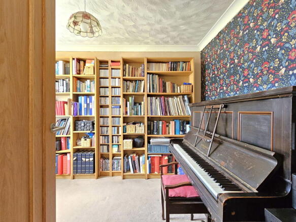 Photo 16