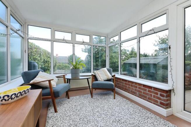 4 bed Detached for sale Image 4