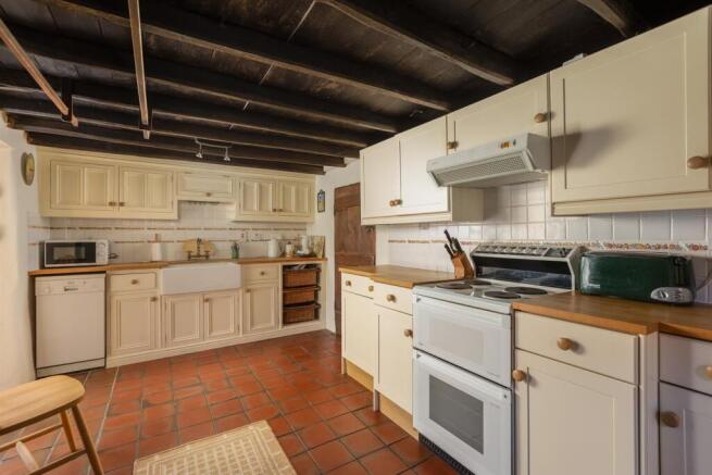 3 bed House for sale Image 5