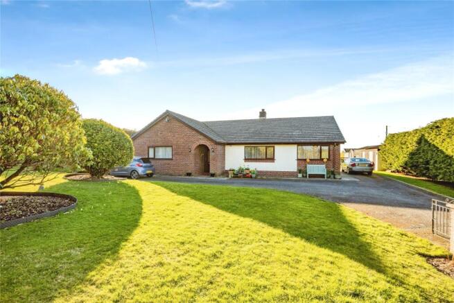 Llanrhystud, Ceredigion, SY23 photo 4