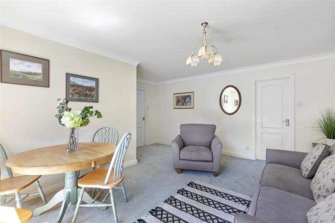 4 bed Detached Bungalow for sale Image 8
