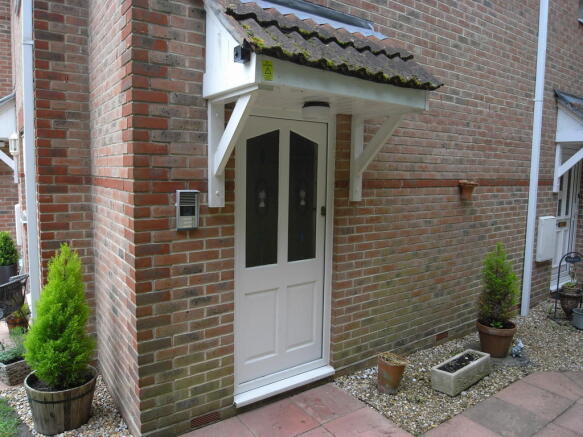 entrance to apart...