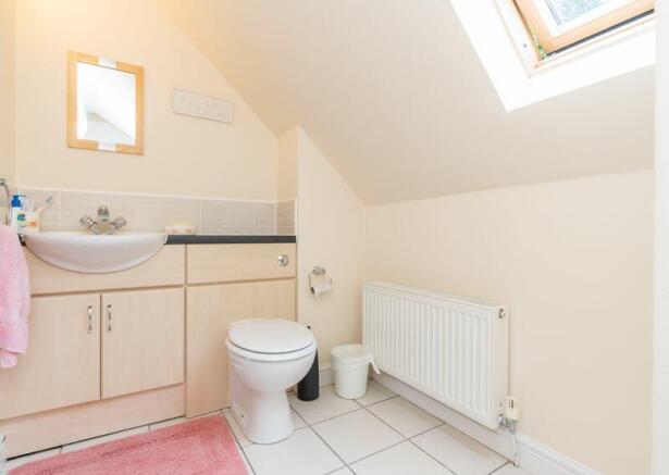 Bedroom 2 Ensuite