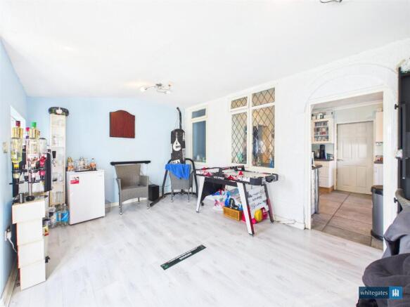 3 bed Semi-Detached for sale Image 7