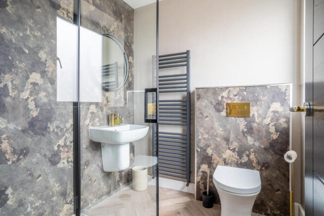 6 bed Apartment for sale Image 10