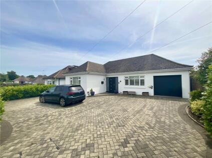 Ridgefield Gardens, Highcliffe, Dorset, BH23