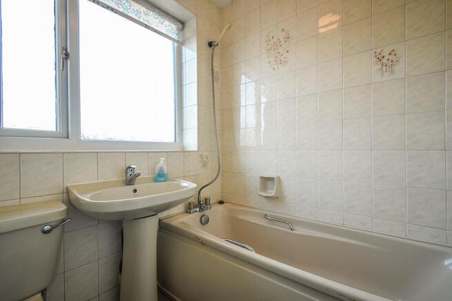 bathroom-2.jpg