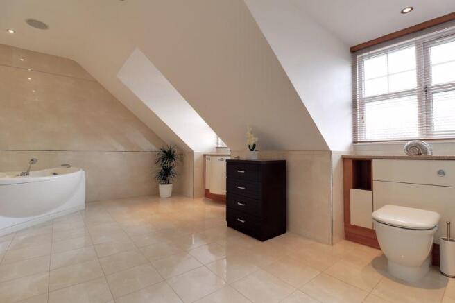 Family Bath/Shower Room