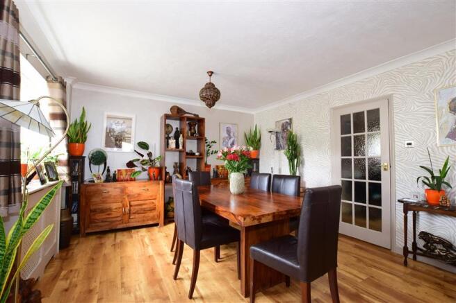 Lounge/Diner