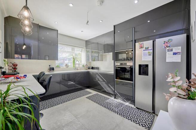 Fitted Kitchen