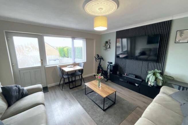 2 bed Terraced for sale Image 8