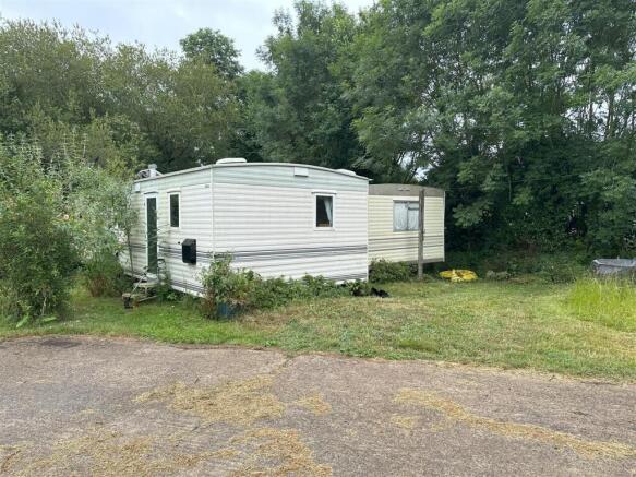 Static Caravans.jpeg