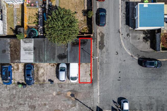 Garage and Parking @, King Edward Close Whitchurch