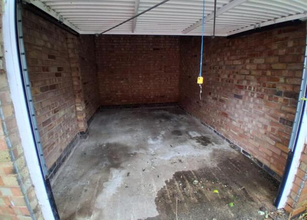 Garage No. 12, Burnham Drive, Leicester, LE4 0HQ photo 2
