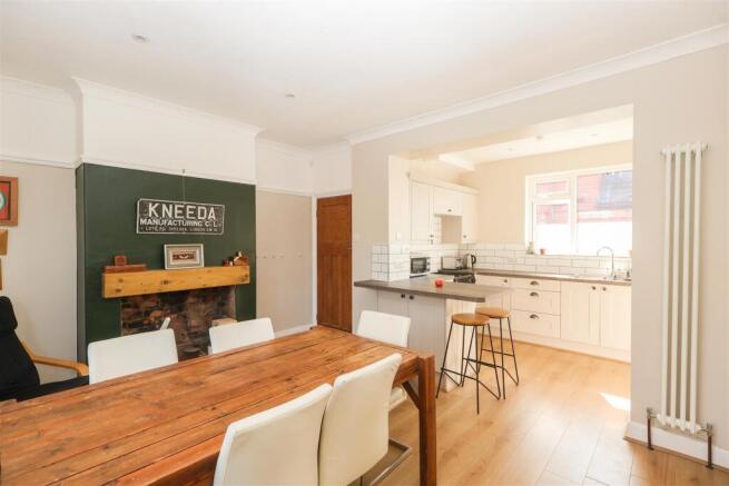 3 bed Detached for sale Image 12