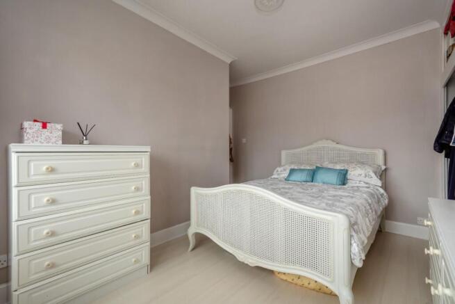 3 bed Semi-Detached for sale Image 9