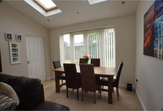 Lounge/Dining Room