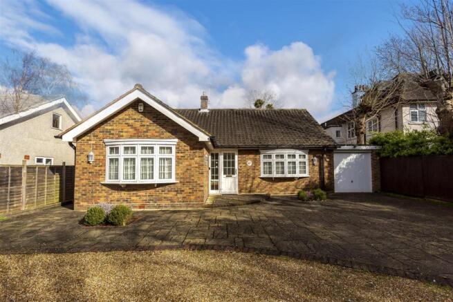 bungalow-burdon-lane-cheam-sutton-103.jpg
