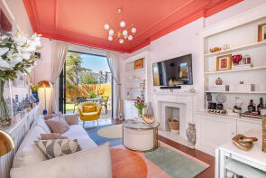 First Floor Flat, 116, Cavendish Road, London SW12 0DE