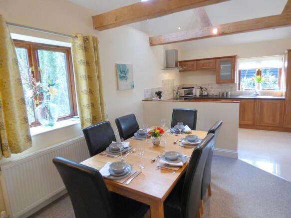 Kitchen/Dining area 