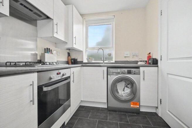 3 bed Terraced for sale Image 11