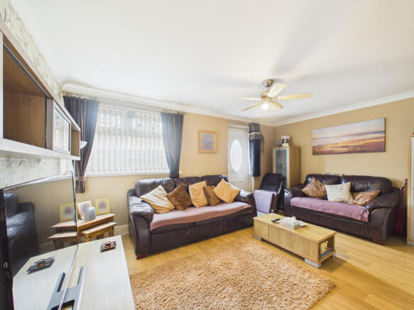 4 bed Terraced for sale Image 7