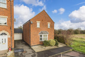 103, Burdock Way, Kettering NN14 2JE
