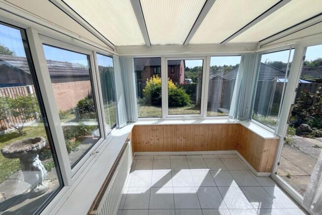 2 bed Bungalow for sale Image 7