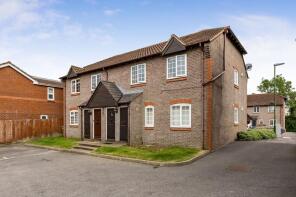 16, Market Field, Steyning BN44 3SU