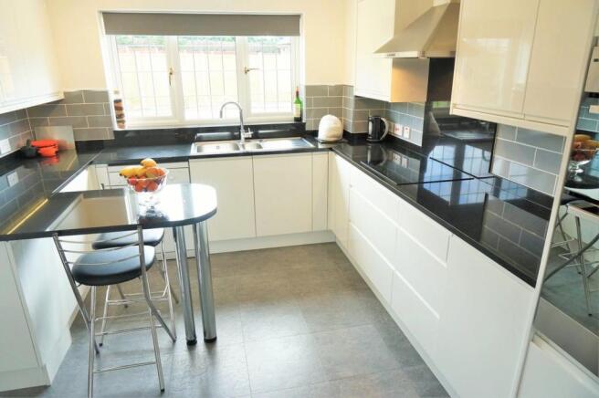Kitchen / Breakfast