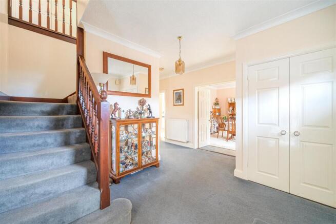 Barton Close, Exton, Exeter photo 3
