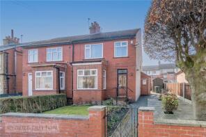 15, Heathdale Avenue, Birkby, Huddersfield HD2 2XT