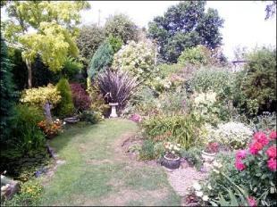 ESTABLISHED GARDENS