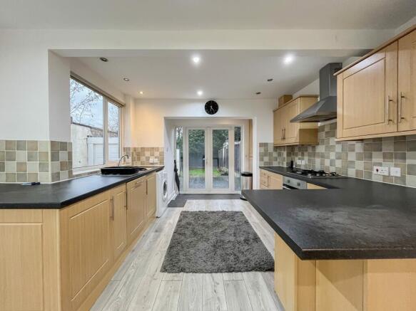 KITCHEN/DINER