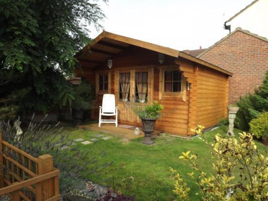 LOG CABIN
