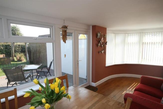 Dining Room.JPG