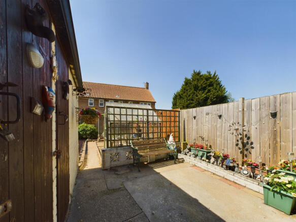 Photo 13