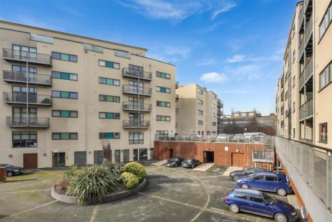 Copenhagen Place, Limehouse, E14