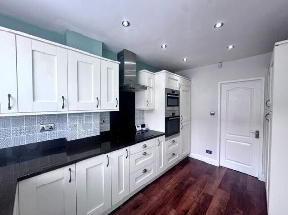 Kitchen.1