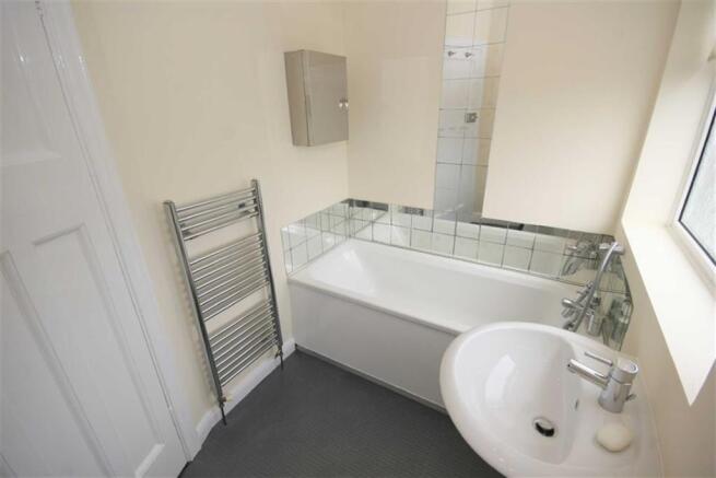 BATHROOM / WC