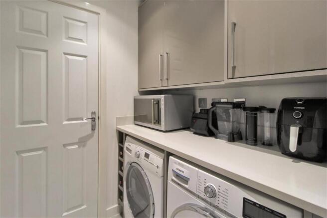 3 bed Detached for sale Image 12