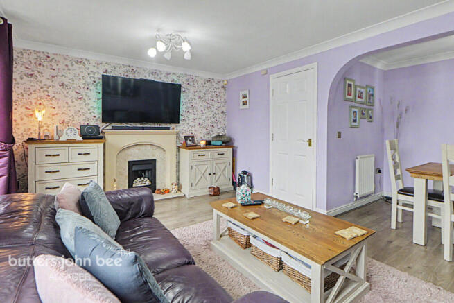 Moreton Place, Scholar Green photo 4