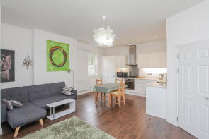 Flat 7, 64 65, High Street, Banbury OX16 5JJ