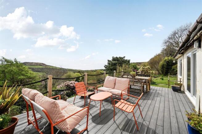Elevated terrace