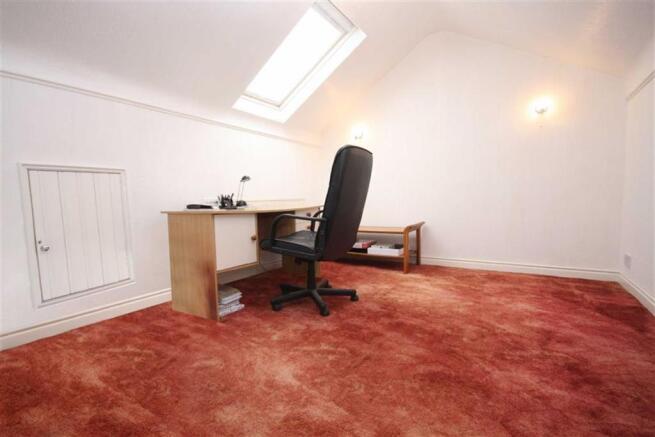 Loft Room/Bed4