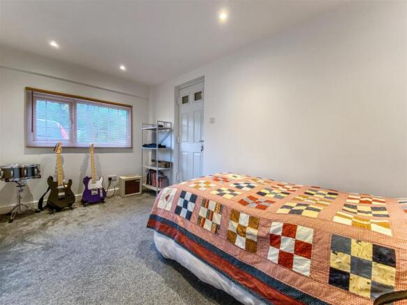 Fourth bedroom