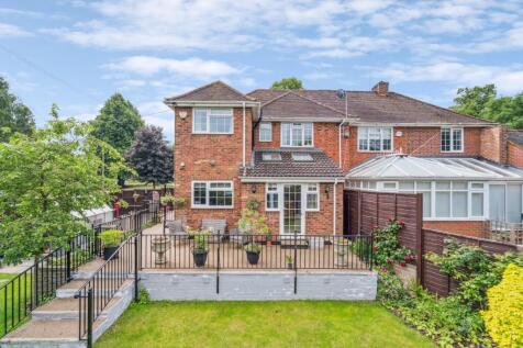 North Drive, Beaconsfield, HP9