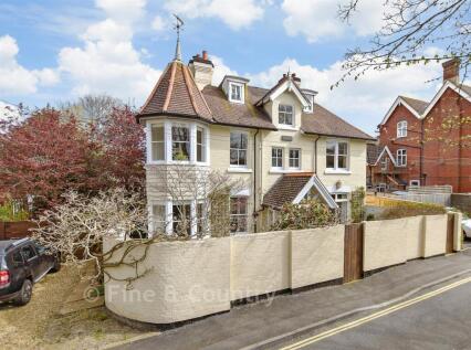 Madeira Road, Totland, Isle of Wight