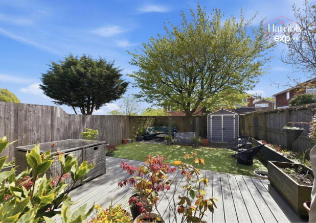 3-bed semi-detached on Forsythia Drive, Pentwyn, CF23, £300,000