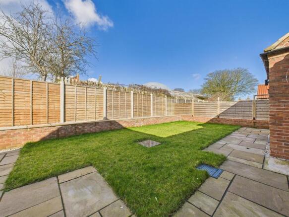 3 bed Detached Bungalow for sale Image 10